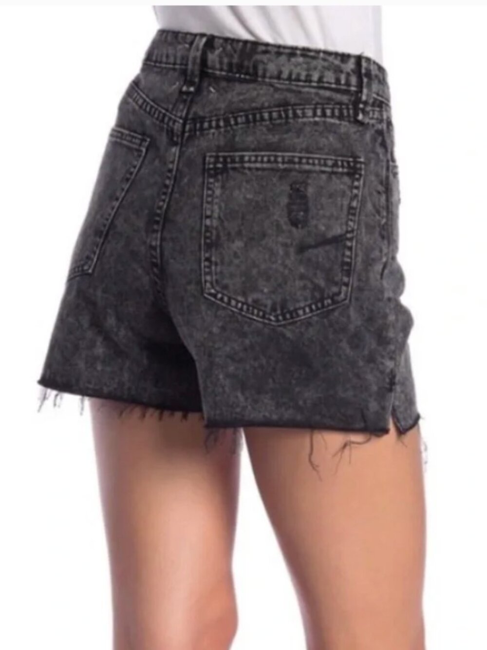 Habitual Maddie High Rise Denim Cut Off Mom Shorts Size 27 Like New